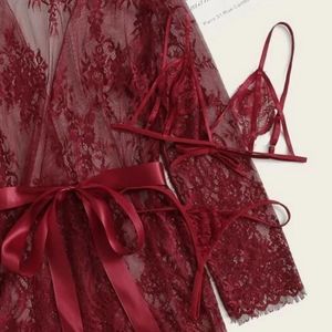 NWT Sexy, Adjustable Lingerie Set (No Robe)